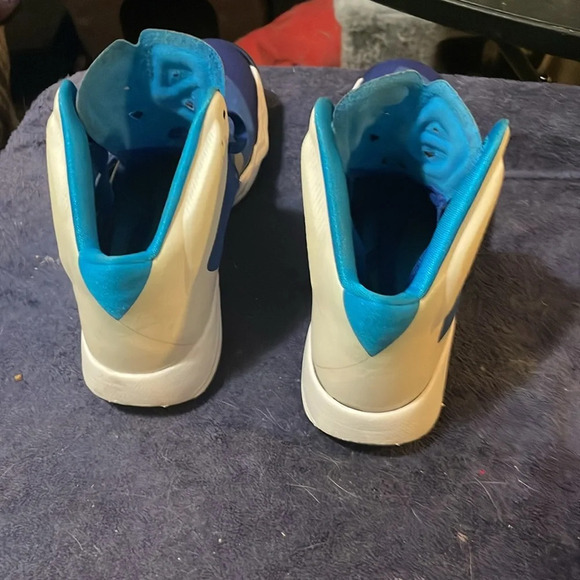 women’s Nike hyperquickness size 8 blue white sneakers athletic shoes hi top - Picture 4 of 9